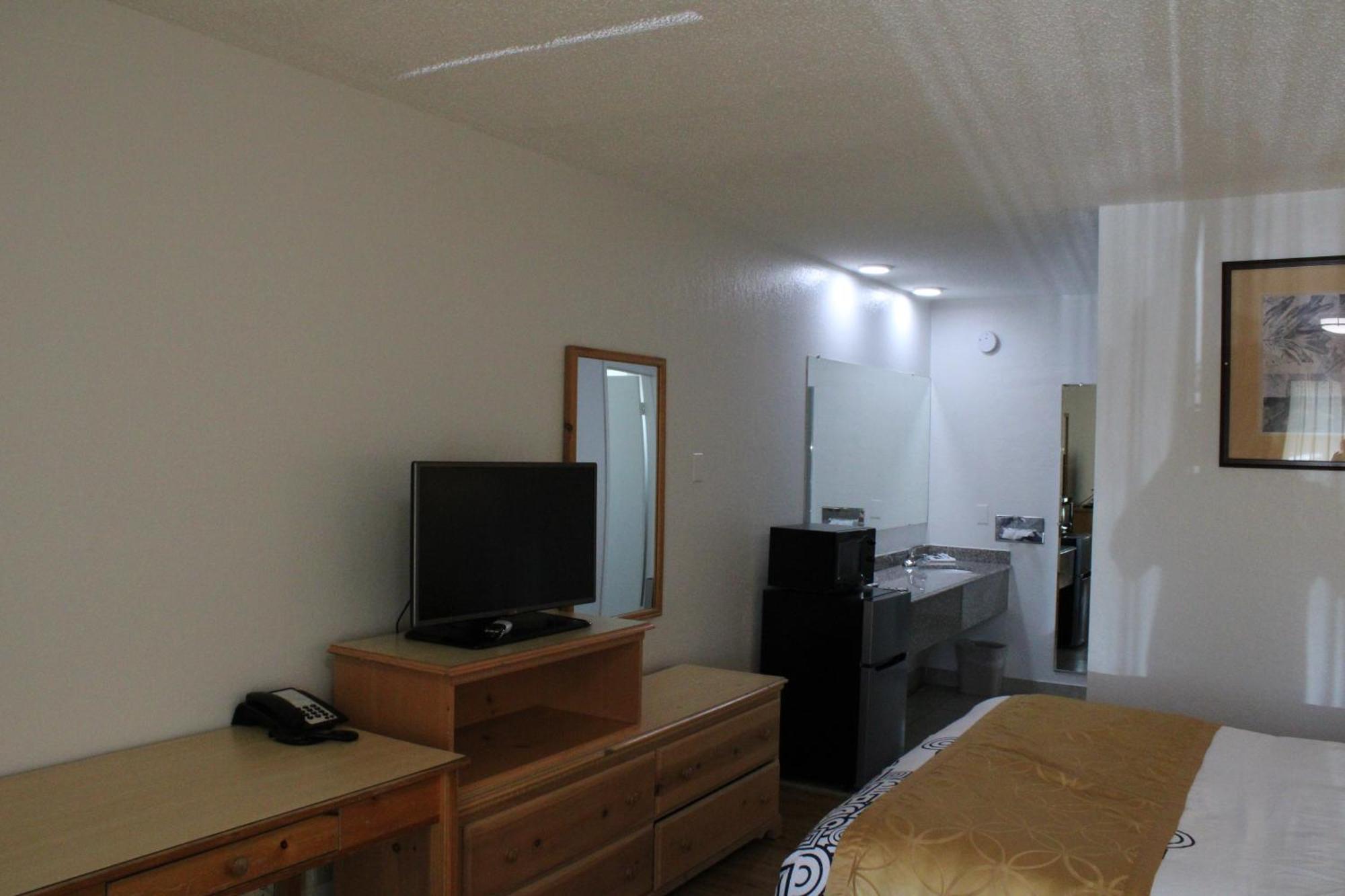 ميدفورد Pine Tree Inn المظهر الخارجي الصورة